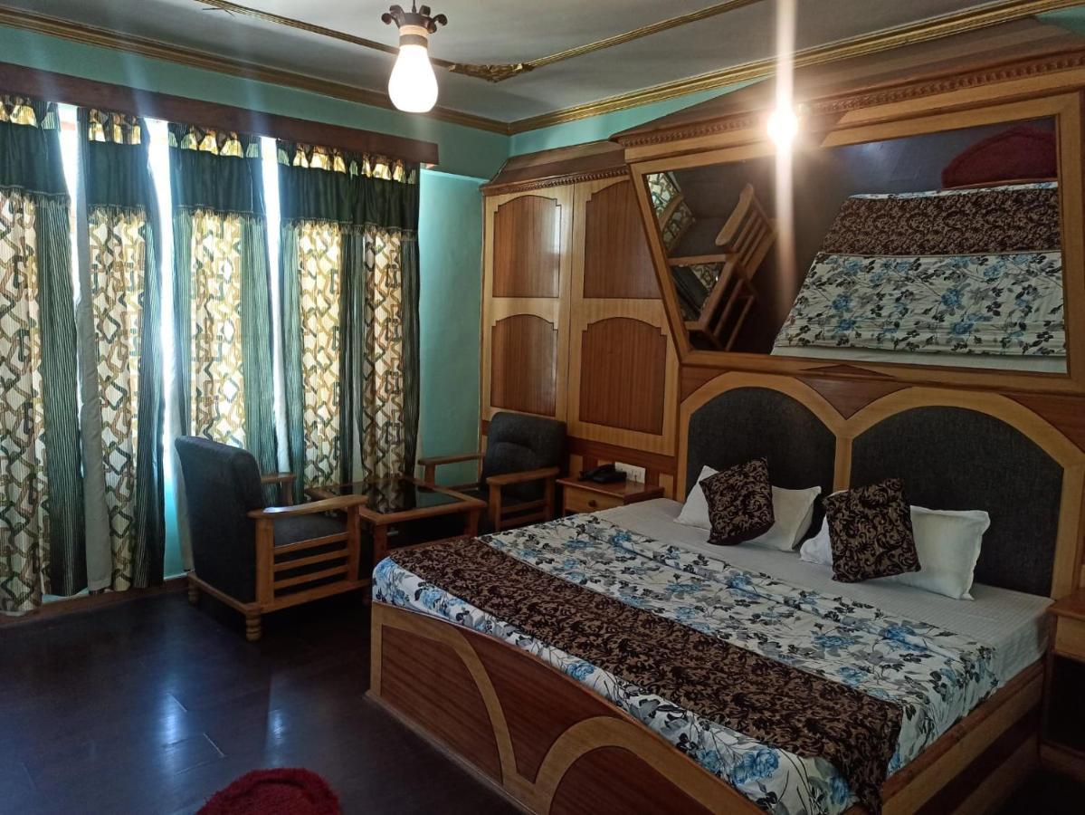 Hotel Prini Inn Маналі Екстер'єр фото