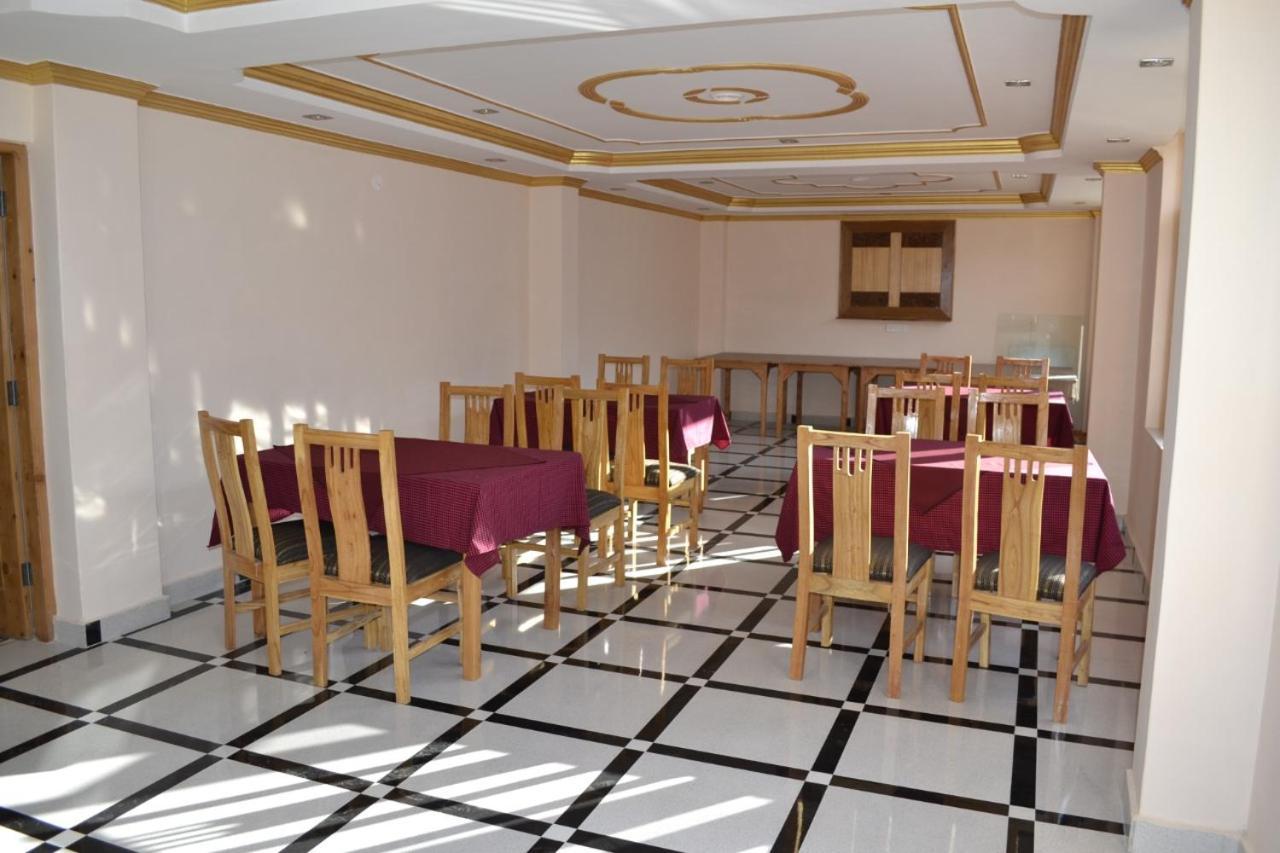 Hotel Prini Inn Маналі Екстер'єр фото