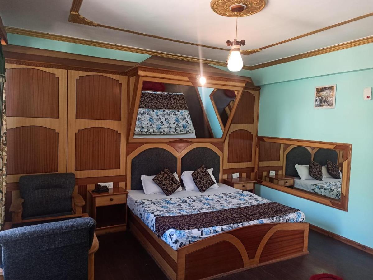 Hotel Prini Inn Маналі Екстер'єр фото