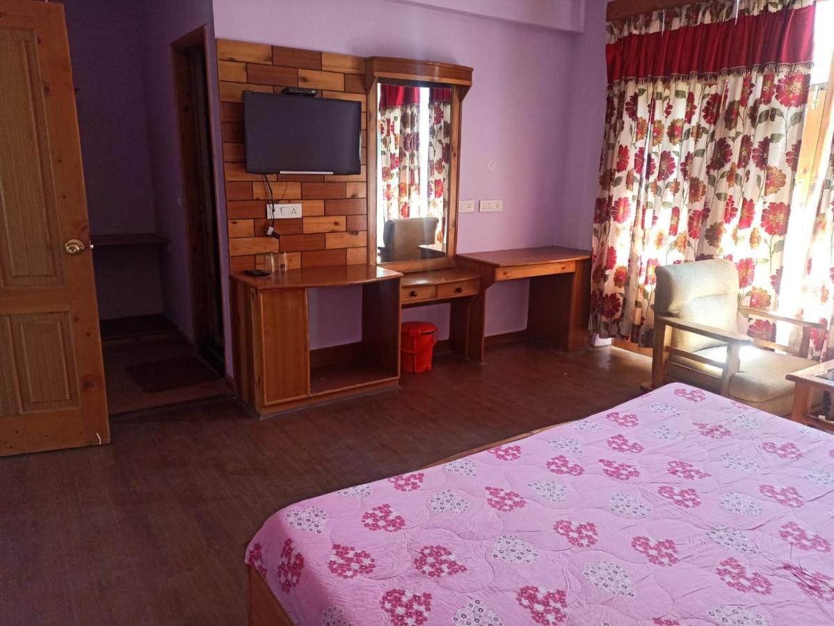 Hotel Prini Inn Маналі Екстер'єр фото