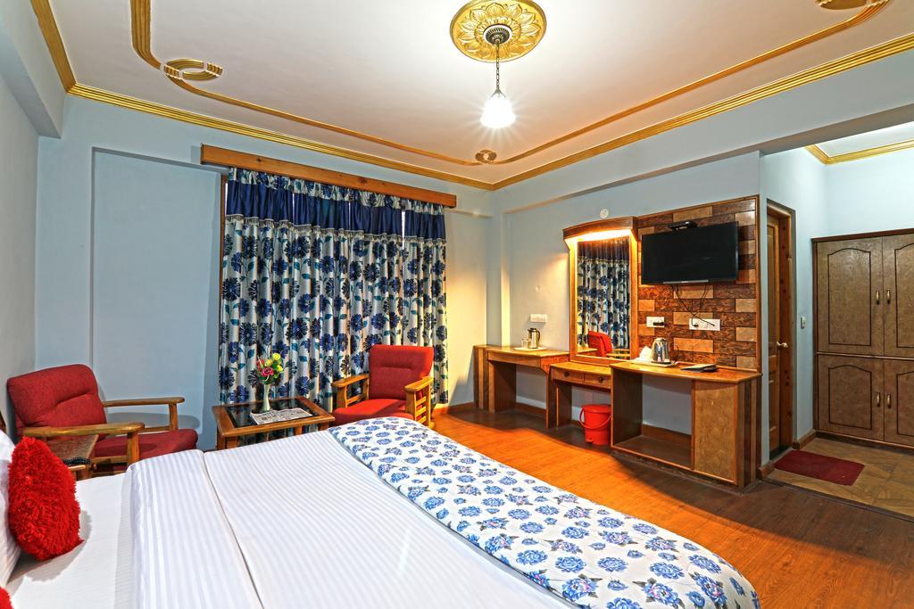 Hotel Prini Inn Маналі Екстер'єр фото