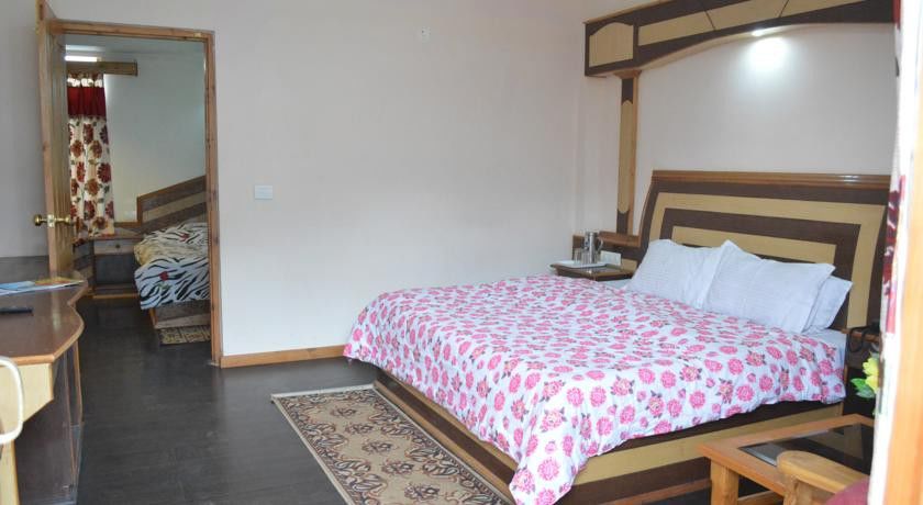 Hotel Prini Inn Маналі Екстер'єр фото